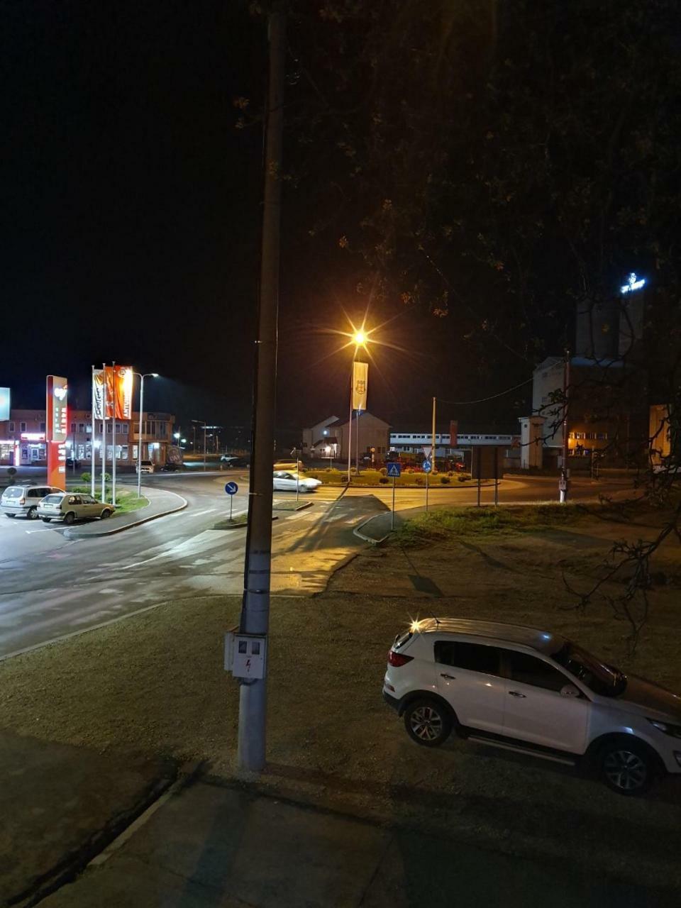 Apartman Markovic Bosanski Samac Exteriér fotografie